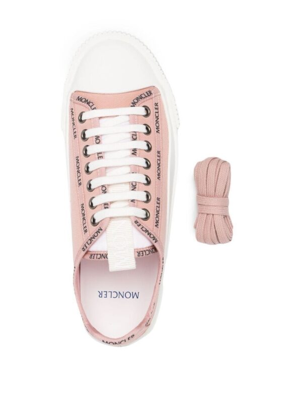 16523244_32163522_1000_e45cb204-c7b8-4c6d-b527-b1340a2c3fe1.jpg Moncler Glissiere low-top sneakers