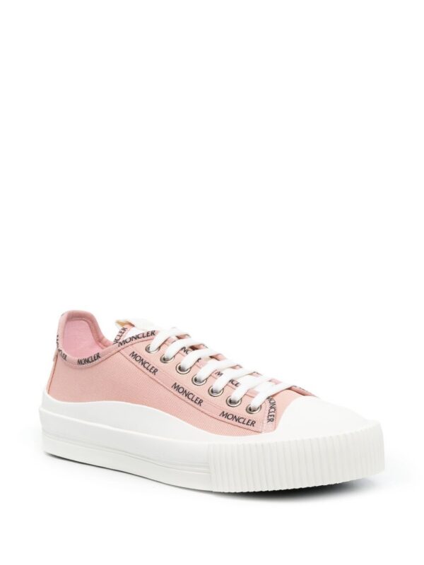 16523244_32163523_1000_6da41cd3-9b80-4250-be15-077d06f3aec4.jpg Moncler Glissiere low-top sneakers