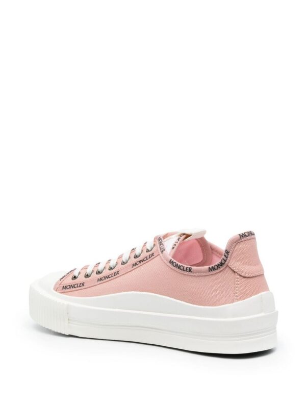 16523244_32163525_1000_4e1a1f4a-b792-4e43-97a0-5dcc9aa73442.jpg Moncler Glissiere low-top sneakers