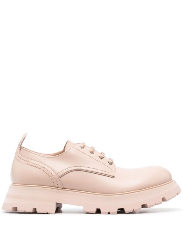 16532410_32103180_1000_165bfed5-0105-409f-afe4-f5aa58955ea8.jpg Alexander McQueen Wander lace-up shoes
