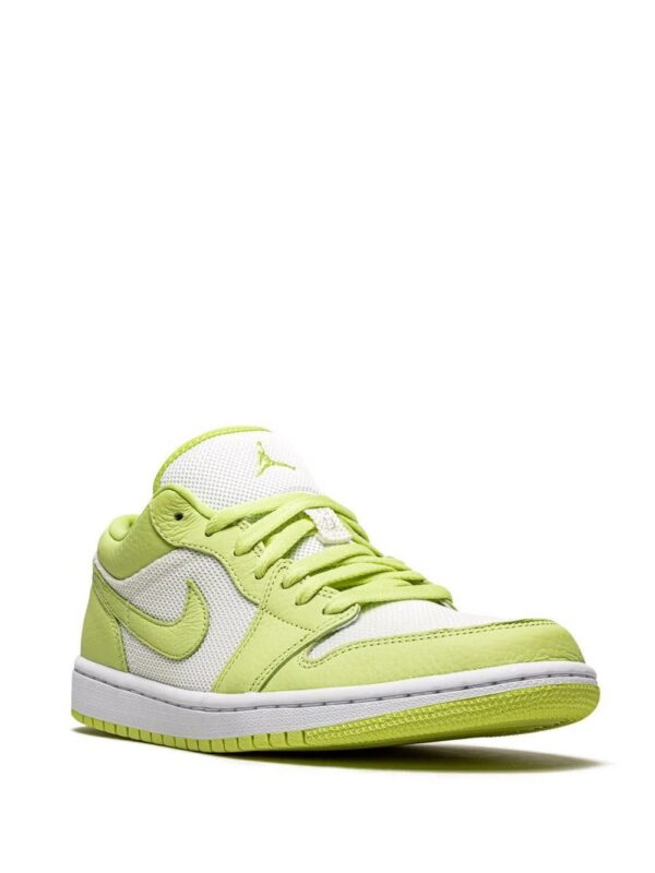 16727173_35999561_1000.jpg Jordan Air Jordan 1 Low SE sneakers