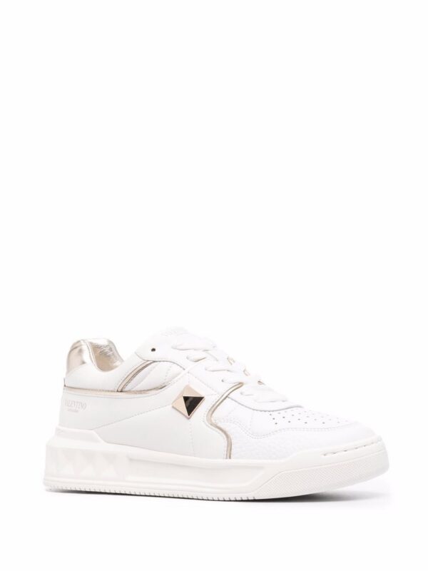 16744553_34043916_1000_d461a346-0458-4198-99c1-44edc972a89d.jpg Valentino Garavani One Stud XL leather sneakers