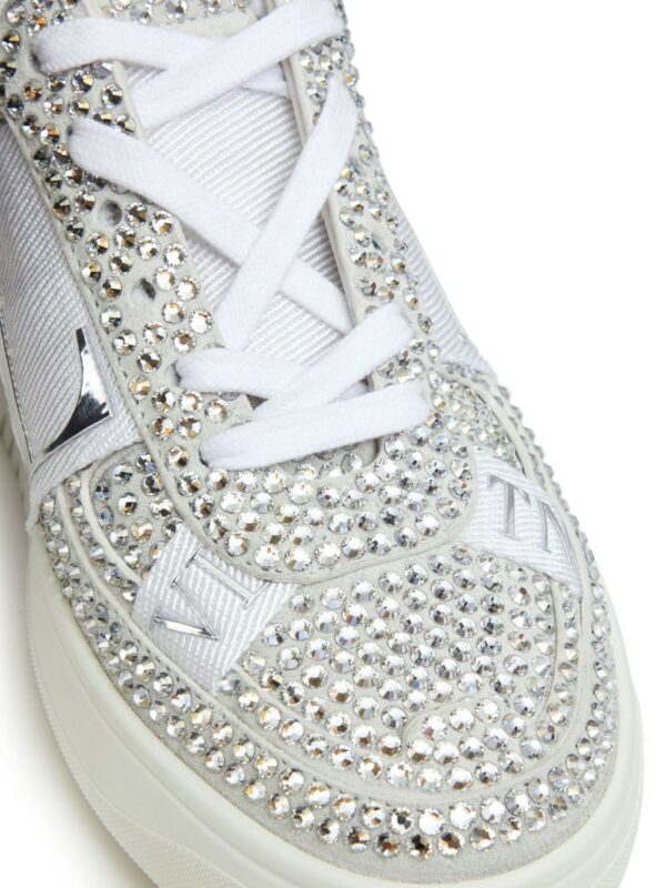 16746467_44734135_1000_92a0dae8-d476-4f22-ba89-61962c04a0d8.jpg Valentino Garavani VL7N crystal-embellished low-top sneakers