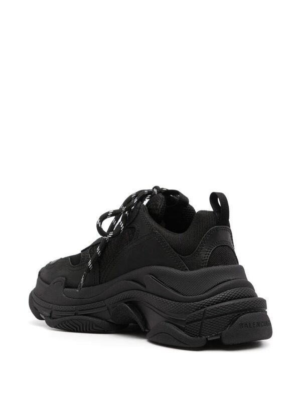 16778666_33757009_1000.jpg Balenciaga Triple S sneakers