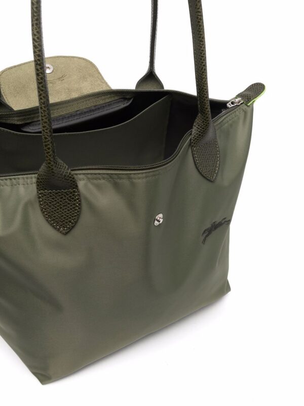 16779643_33751031_1000_7f9d7eb4-ff40-440a-abc3-b87e7cef331c.jpg Longchamp medium Le Pliage shoulder bag