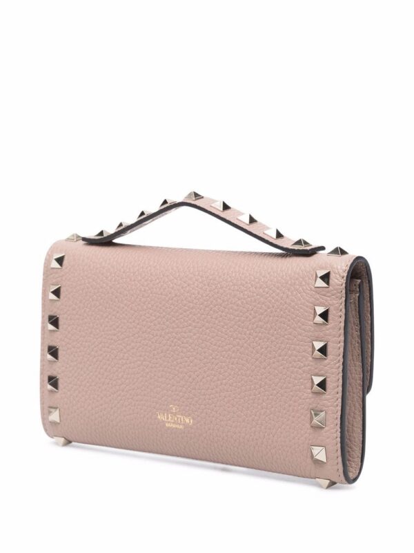 16807222_33320732_1000.jpg Valentino Garavani Rockstud leather wallet-on-chain