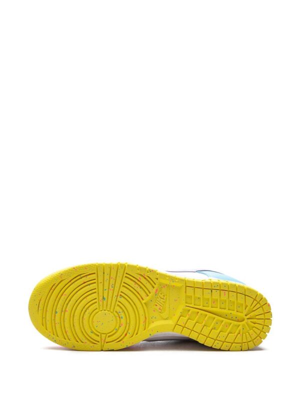 16824380_33363580_1000.jpg Nike Dunk Low SE "Easter" sneakers