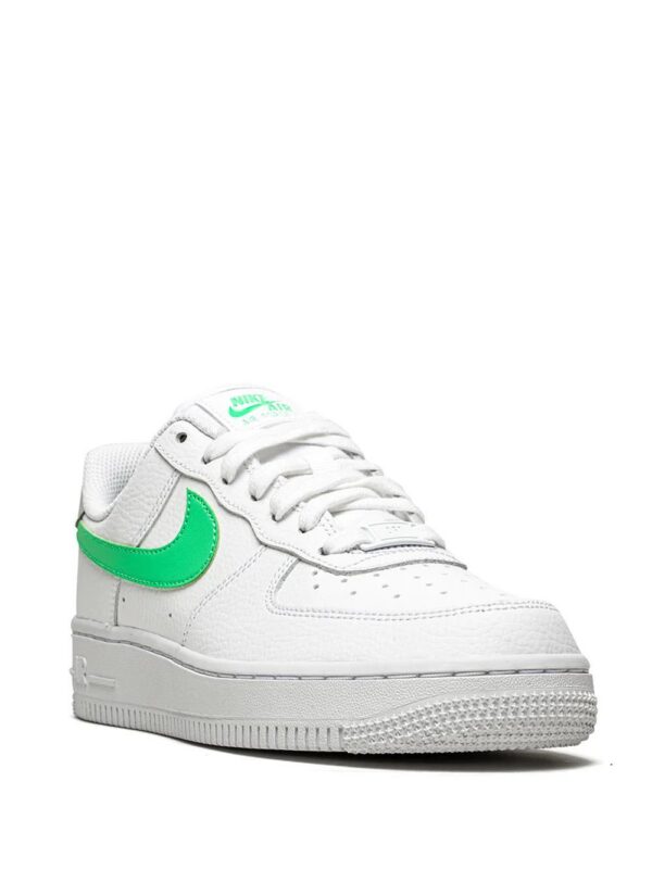 16827851_33356117_1000-1.jpg Nike Air Force 1 '07 "White/Green Glow" sneakers