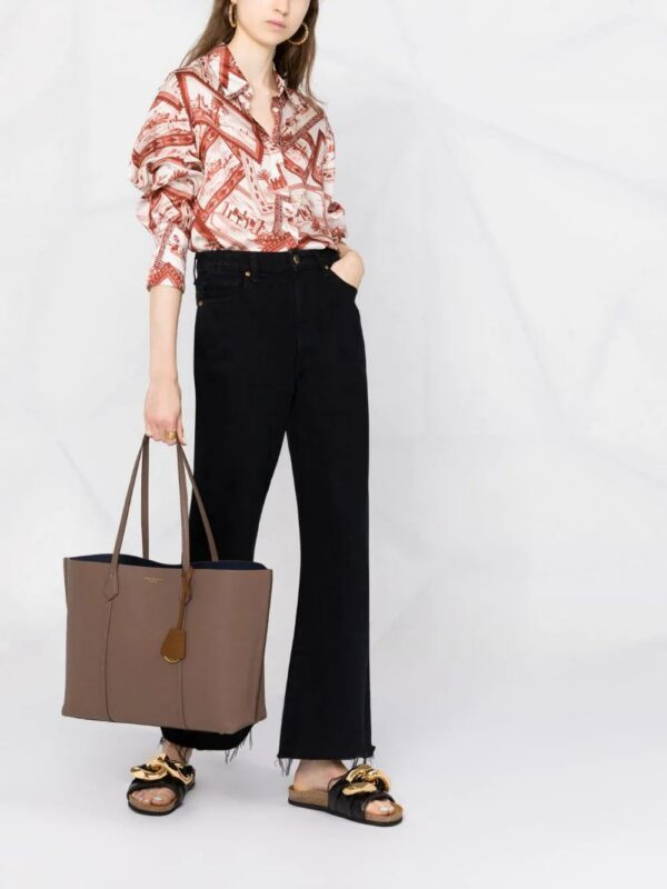 16831739_8989a91d-69f8-421c-af63-b01207e0cd58_1000.jpg Tory Burch Perry logo-print tote bag