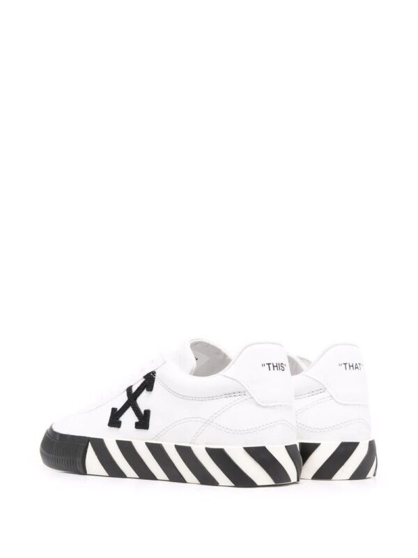 16867445_33683130_1000.jpg Off-white Vulcanized low-top sneakers