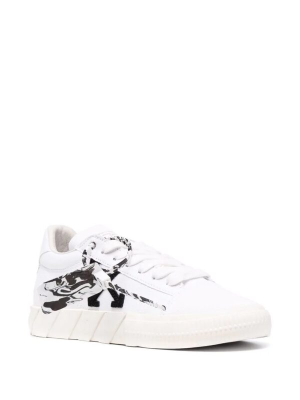 16867446_36079256_1000.jpg Off-white Vulcanized low-top sneakers