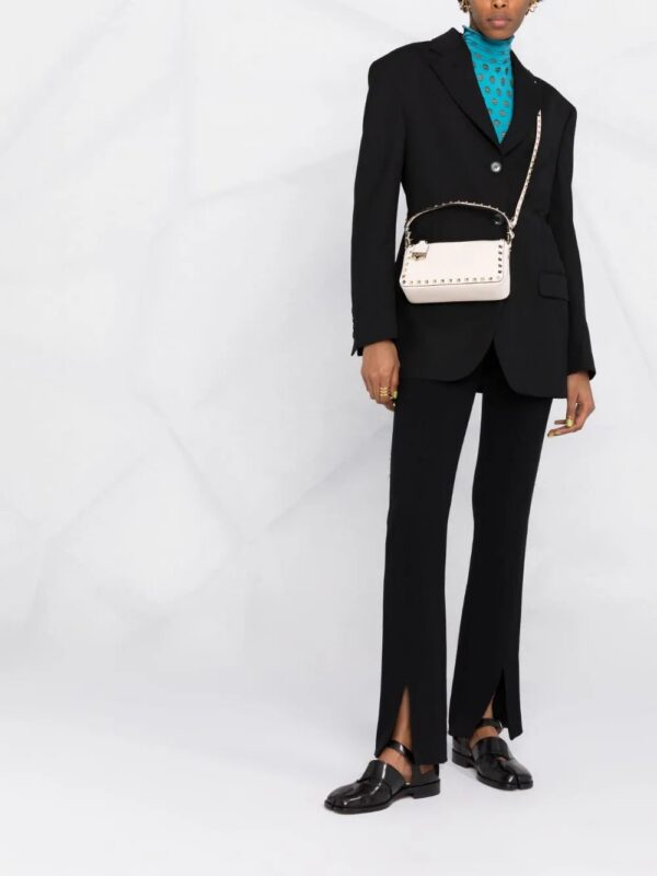 16887336_5845a1e4-0e33-4a7a-a678-9e21e51276d3_1000.jpg Valentino Garavani small Rockstud leather crossbody bag