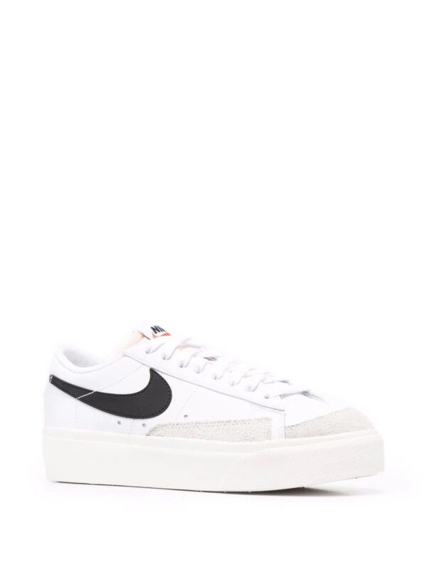 16898752_33641039_1000-1.jpg Nike Blazer Low Platform sneakers