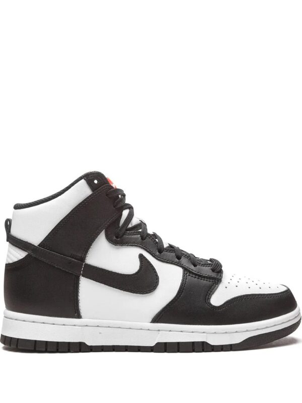 16948864_33982241_1000.jpg Nike Dunk High sneakers