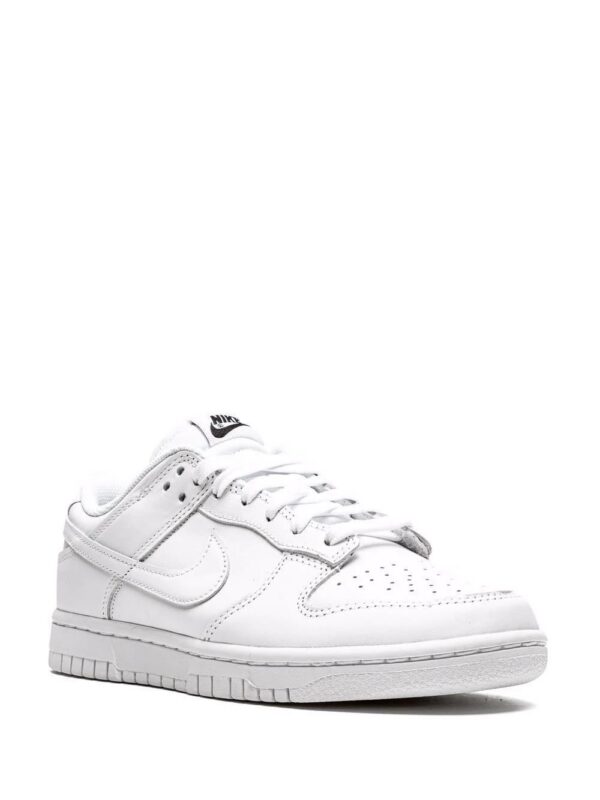 17260051_35900646_1000_5b368173-1fb9-4712-a58c-66306e6b3cb8-1.jpg Nike Dunk Low sneakers