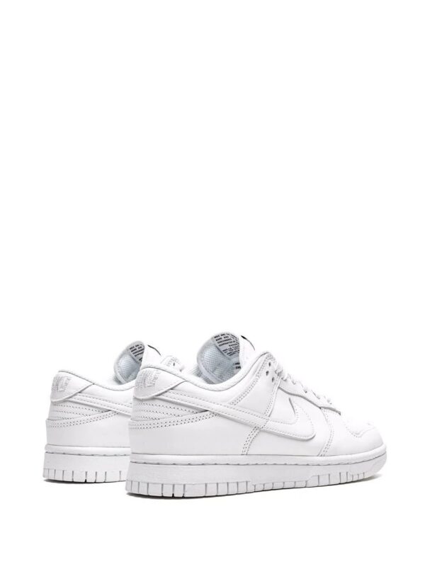 17260051_35901508_1000_9f88b0cf-f677-4e6b-be4d-86034f965859-1.jpg Nike Dunk Low sneakers