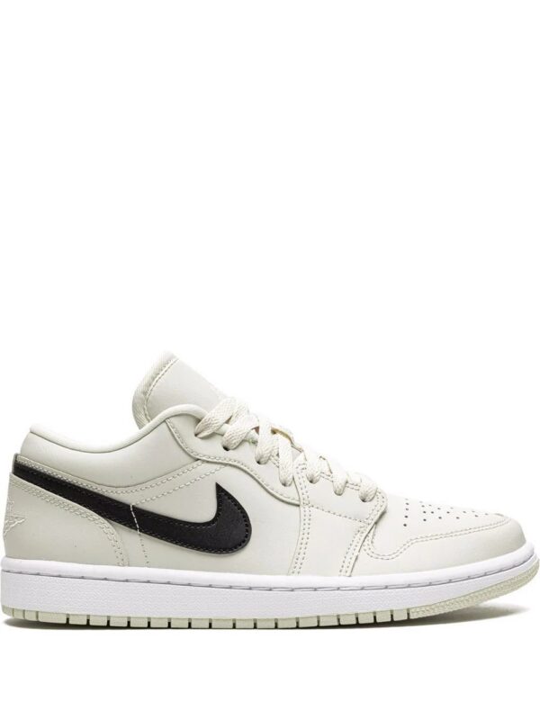 17494630_36239004_1000.jpg Jordan Air Jordan 1 sneakers