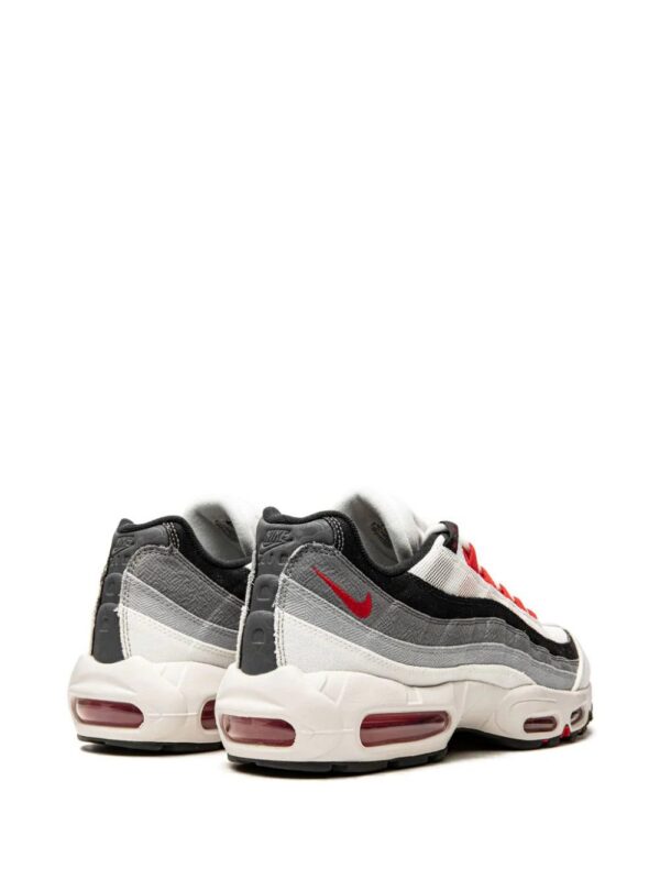 Nike  Air Max 95 QS "Japan Plum Blossom" sneakers