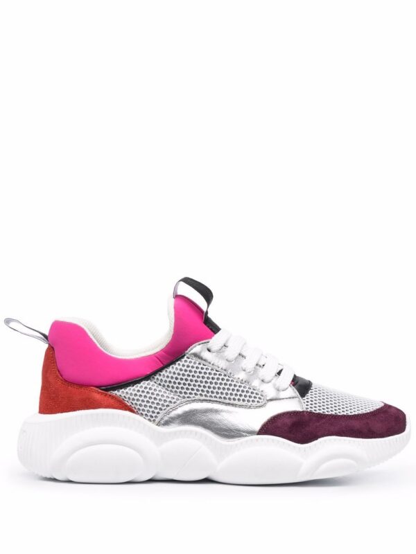 17521710_36390653_1000_b2bd836c-5480-48d2-bfb2-1c2fb1387c53.jpg Moschino logo colour-block sneakers