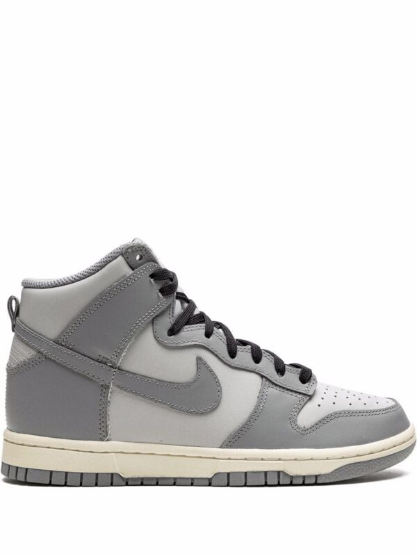 17566294_36494893_1000-1.jpg Nike Dunk High sneakers