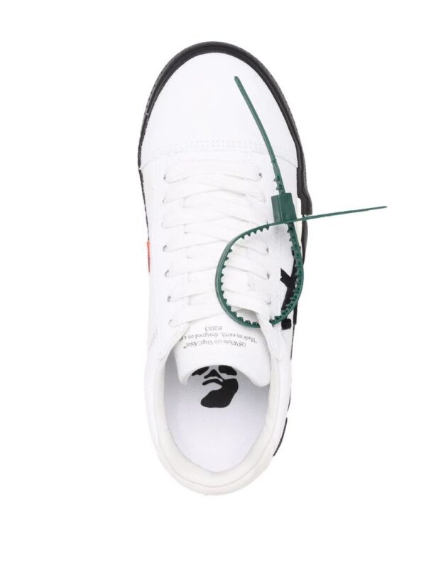 17590451_37554102_1000.jpg Off-white Vulcanized low-top sneakers