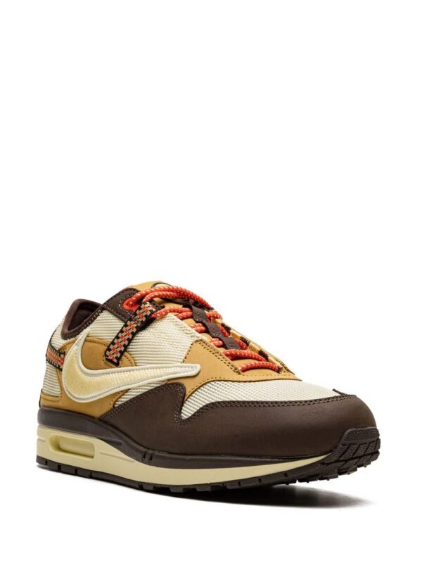 17616711_36857196_1000_9fa550de-81d2-444f-bc16-e5814074ef0b.jpg Nike Air Max 1 "Travis Scott - Baroque Brown" sneakers