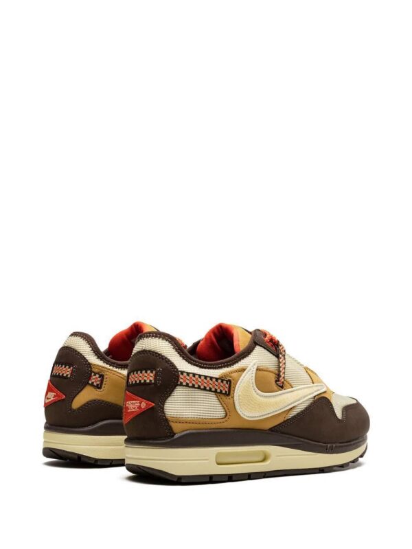 17616711_36857198_1000_58cb3b01-17f9-416a-a972-12b74db83c35.jpg Nike Air Max 1 "Travis Scott - Baroque Brown" sneakers