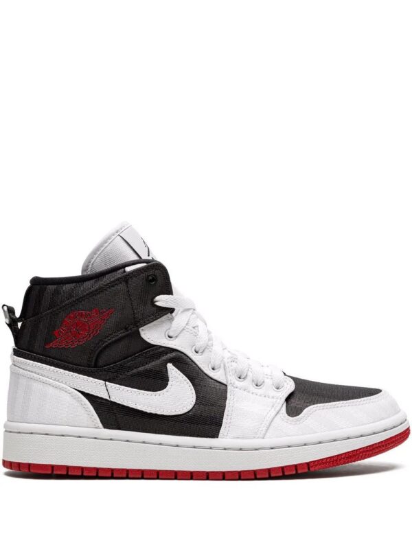 17647617_36859767_1000_64f63899-8f47-44f9-aedc-948dd5db5264.jpg Jordan Air Jordan 1 Mid SE UTL sneakers