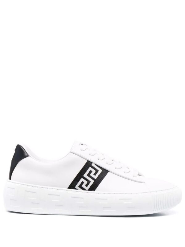 17693199_37037705_1000_76d6af30-6406-4540-af64-df0a338339b5.jpg Versace Greca low-top sneakers