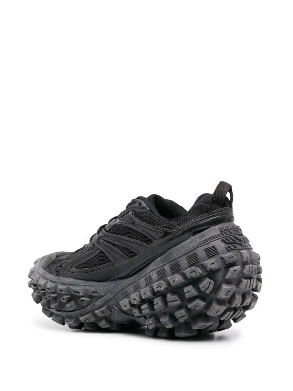 17730691_39220840_1000.jpg Balenciaga Defender extended-sole sneakers