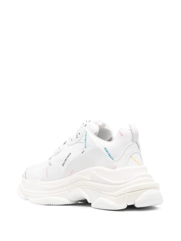 17730716_39559956_1000.jpg Balenciaga Triple S chunky trainers