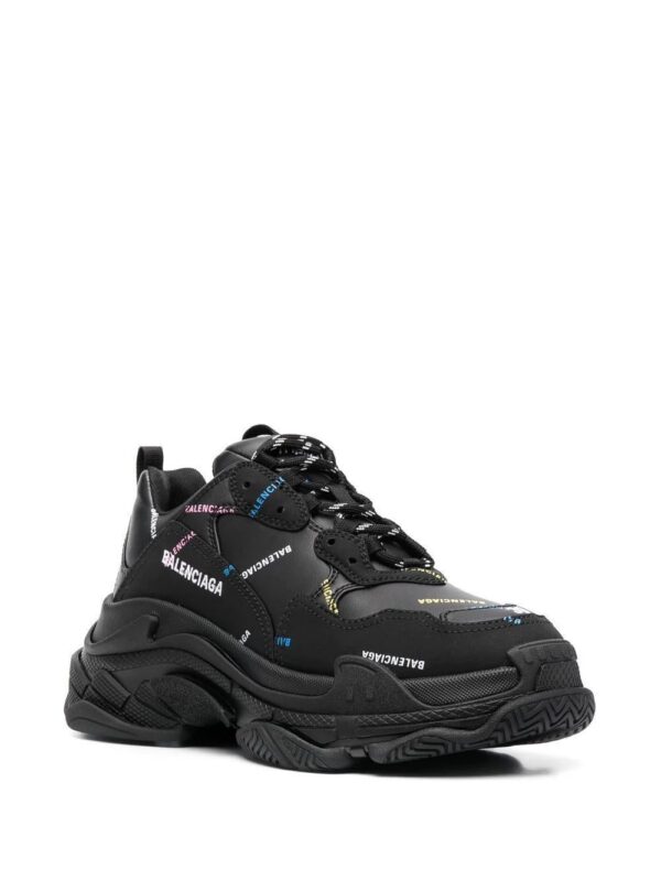 17731655_39161265_1000.jpg Balenciaga logo-print chunky trainers