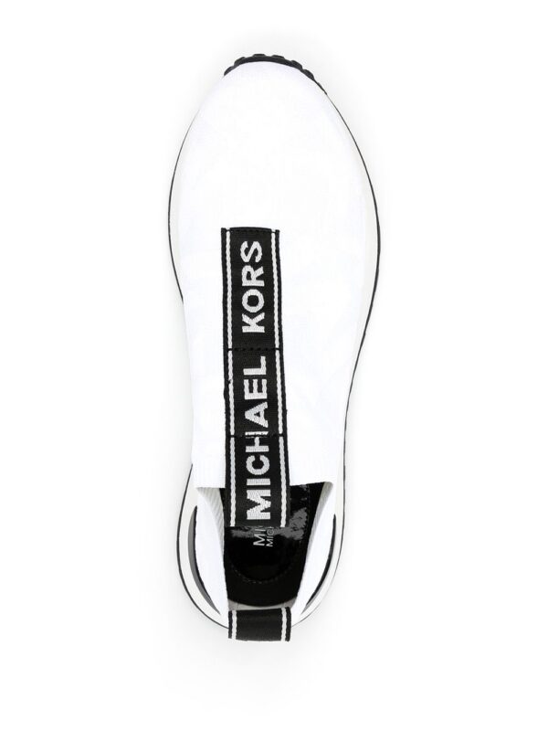 17742553_38252530_1000_dd4656b3-8c3c-48b1-9421-6dbb744e0013.jpg Michael Kors Bodie logo-embossed knitted sneakers