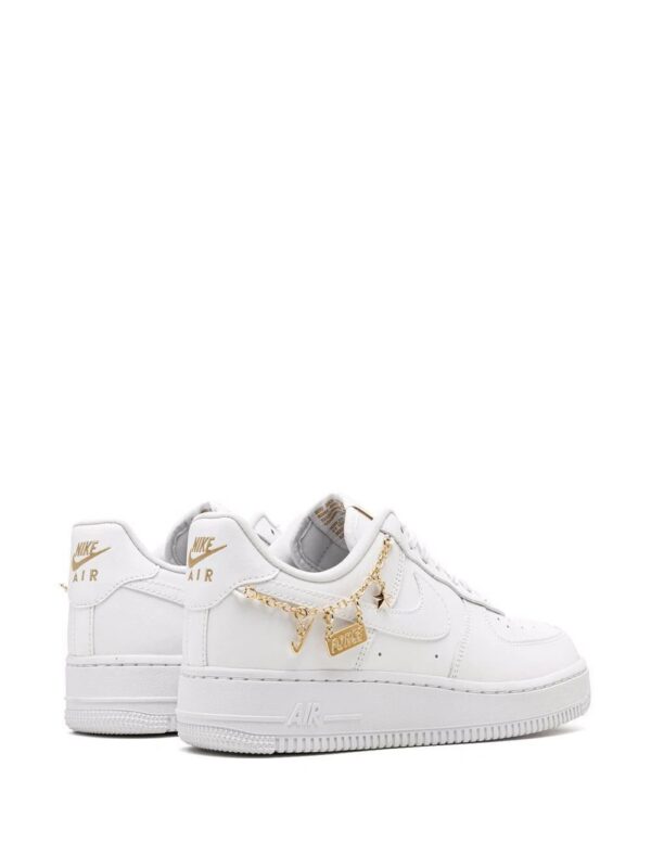 17744790_37238794_1000.jpg Nike Air Force 1 '07 LX "Lucky Charms" sneakers
