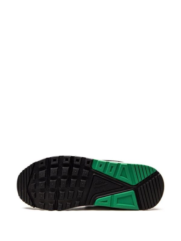 17745997_37232045_1000-1.jpg Nike Air Max Correlate low-top sneakers