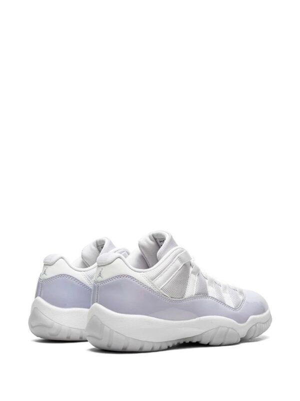 17769609_39521875_1000.jpg Jordan Air Jordan 11 sneakers