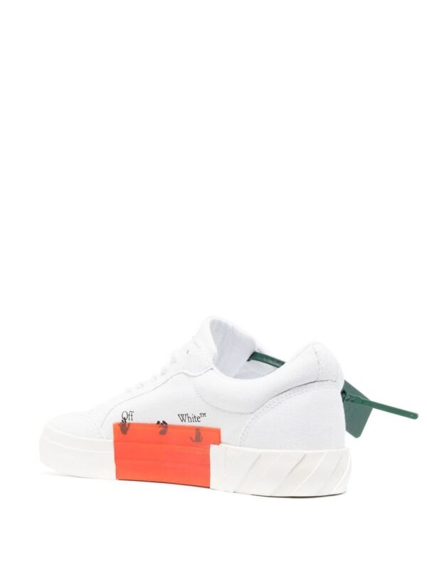 17848576_41042759_1000.jpg Off-white Vulcanized low-top sneakers