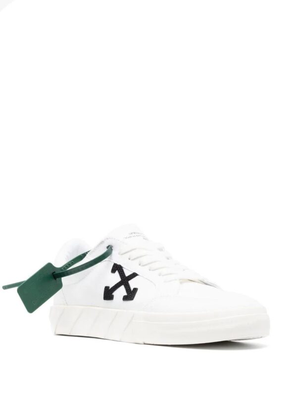 17848576_41045317_1000.jpg Off-white Vulcanized low-top sneakers