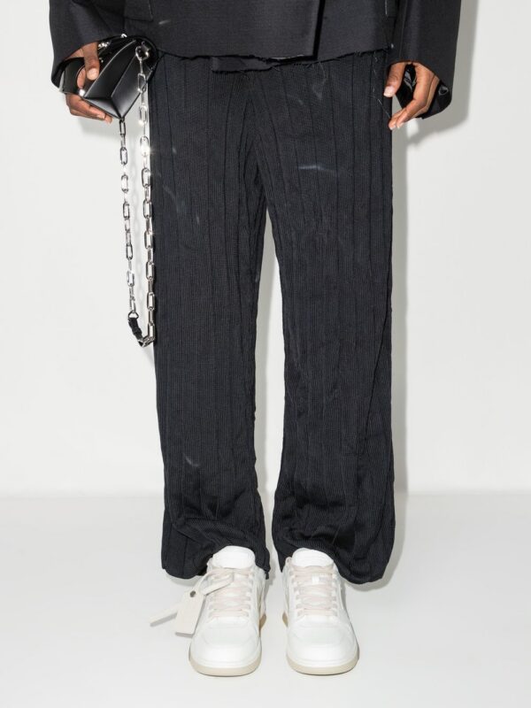 17848578_40825102_1000.jpg Off-white Out of Office low-top sneakers
