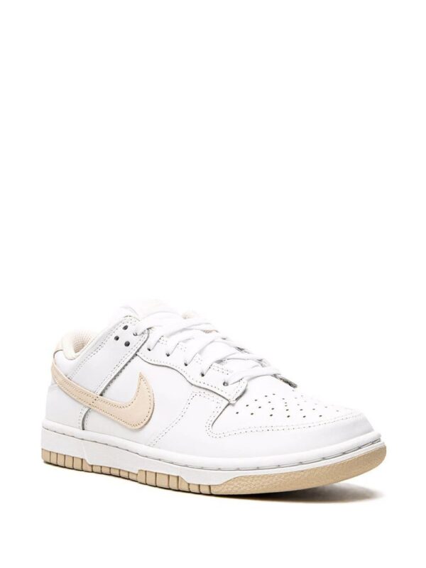 17891993_37823602_1000.jpg Nike Dunk Low sneakers