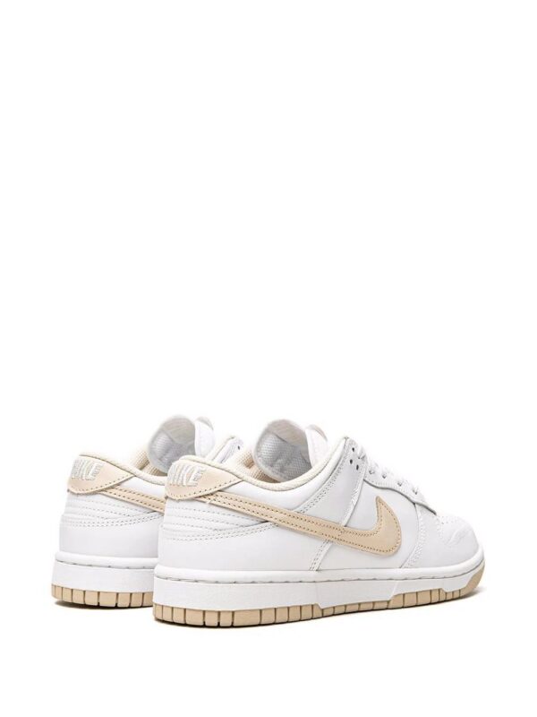 17891993_37823604_1000.jpg Nike Dunk Low sneakers