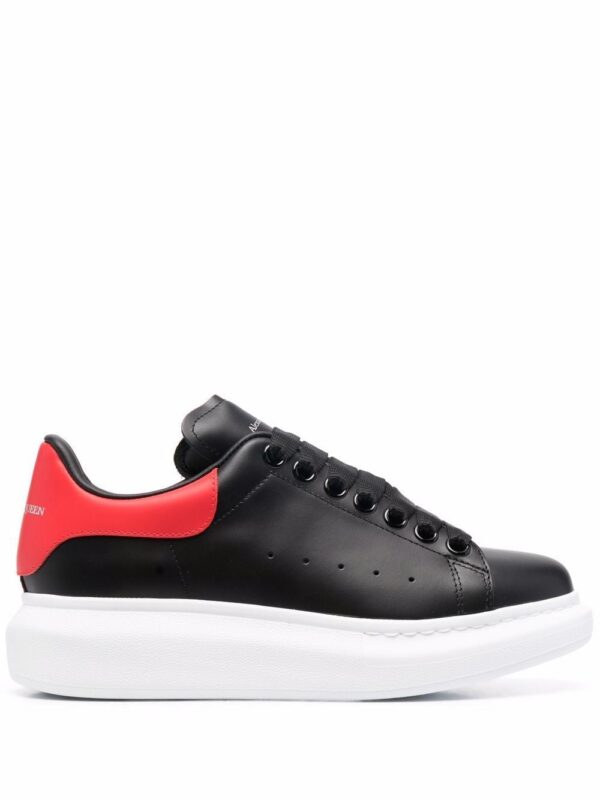 17933237_38080329_1000_c961b0c8-9809-4f06-8d22-9907d9d49afe.jpg Alexander McQueen oversize lace-up sneakers