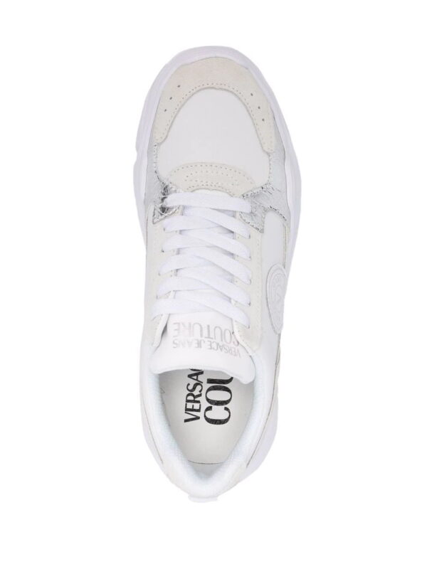 17949787_37861627_1000.jpg Versace Jeans Couture logo-patch lace-up sneakers