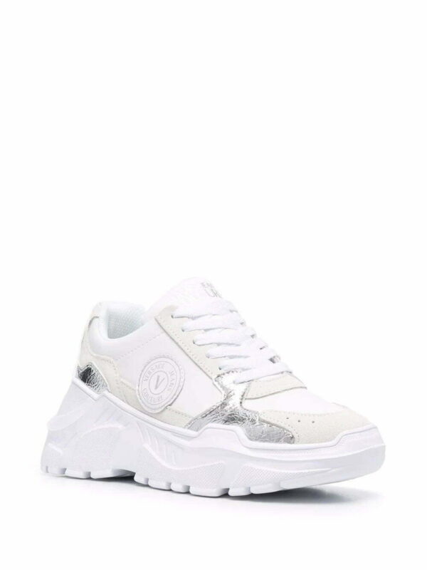 17949787_37865001_1000.jpg Versace Jeans Couture logo-patch lace-up sneakers