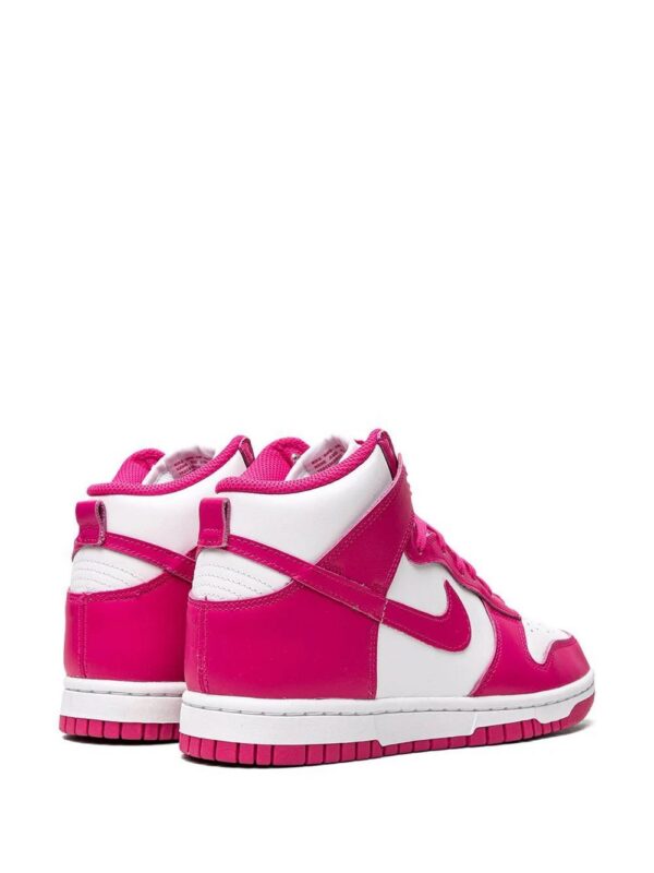 17955911_38028609_1000.jpg Nike Dunk High sneakers
