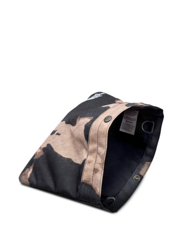 17995721_39088279_1000.jpg Supreme x The North Face bleached denim print shoulder bag