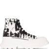 18018201_40685470_1000_25b0d133-d278-4f50-8dc6-3e50156fa906.jpg Alexander McQueen Treadslick graffiti-print sneakers