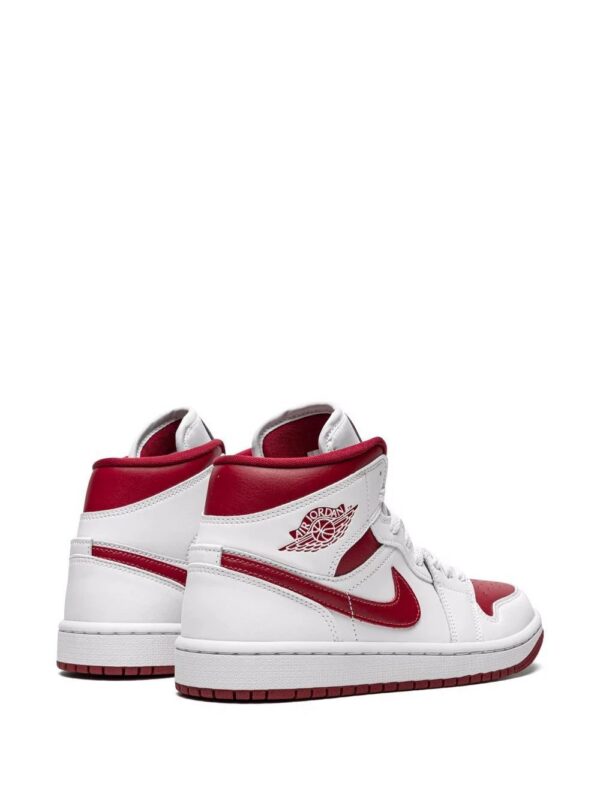 18053436_38200596_1000.jpg Jordan Air Jordan 1 Mid sneakers