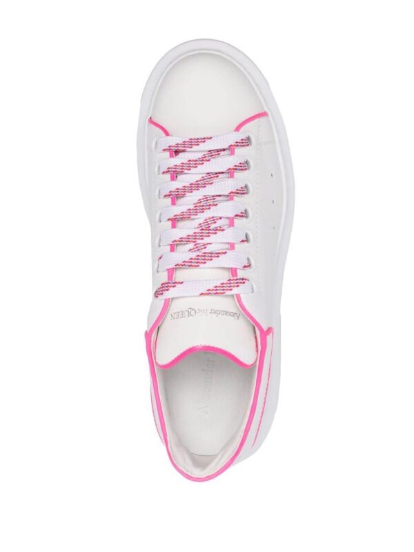 18063813_38304192_1000_9c392840-bf71-4c49-ae85-220483d8fd26.jpg Alexander Mcqueen Oversized low-top leather sneakers