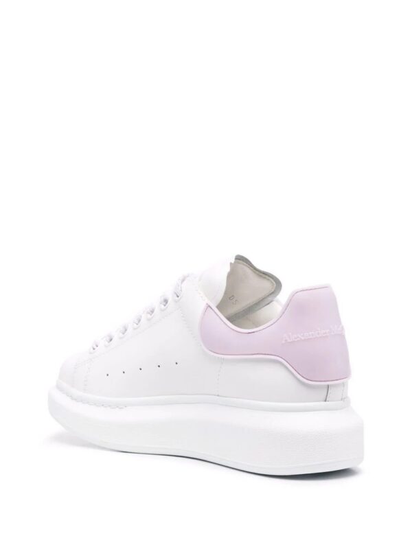 18092735_38389160_1000_6996af26-041c-4043-bac8-83e898fb4c73-1.jpg Alexander McQueen Oversized lace-up sneakers